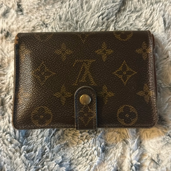 Authentic Louis Vuitton Porte Monnaie Billets Viennois Monogram Bifold Wallet - Picture 1 of 8